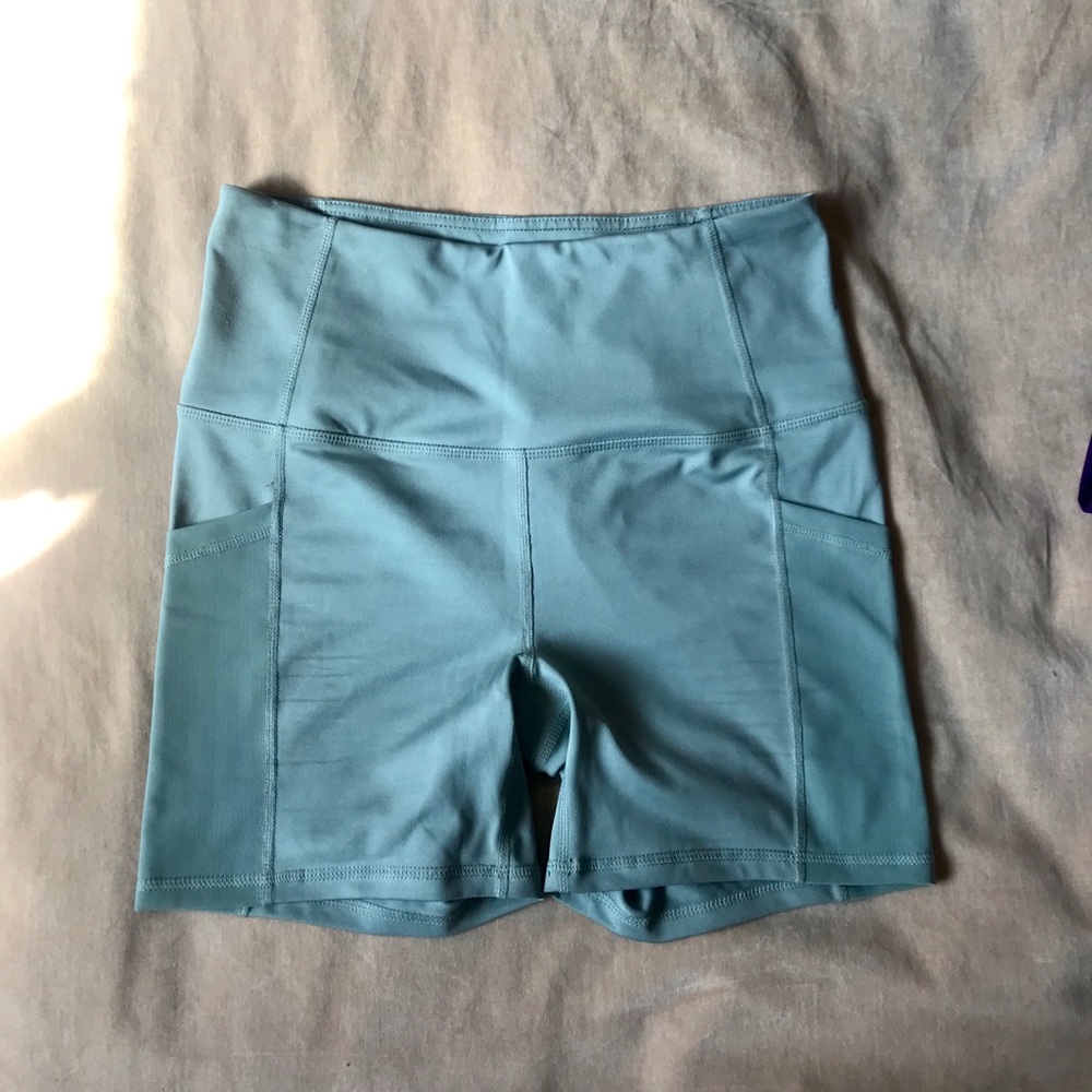 Reebok high rise mesh pocket shorts